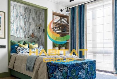 Apartament cu 3 camere semidecomandat în Berceni