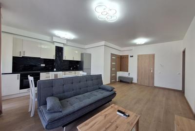 Apartament cu 2 camere semidecomandat, mobilat în Florești