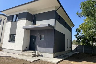 Domnești, vila individuala, 4 camere, suprafață 140mp, teren 400mp, utilitati - 4