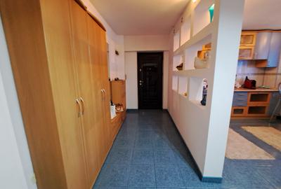 Ultracentral Târgoviște,  vânzare apartament 4camere/2balcoane - 2