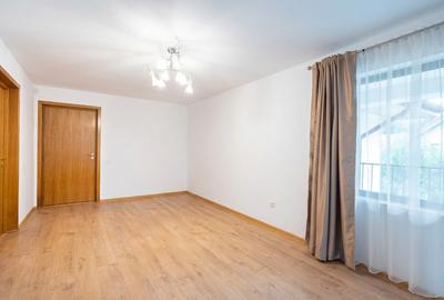 Vilă stradală Iancu Nicolae – 252 mp, ideală birouri/clinică, curte și parcare . - 19