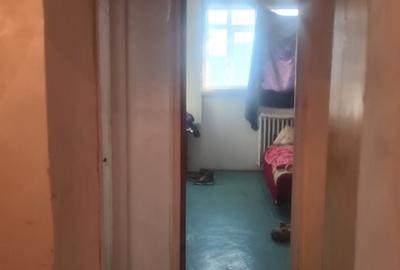 Vând apartament București Doamna Ghica numărul 8 trei camere decomandat suprafaț - 8