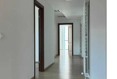 Birou, 534 mp în Foișorul de Foc