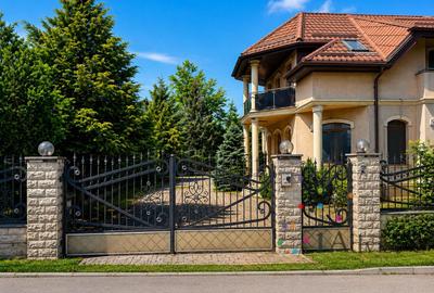 Vilă P+E+Demisol in Sânpetru cu Teren 800 m2 - 1