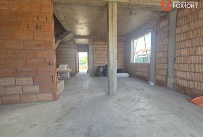 Duplex cu 4 camere de vanzare in localitatea Dumbravita - 28
