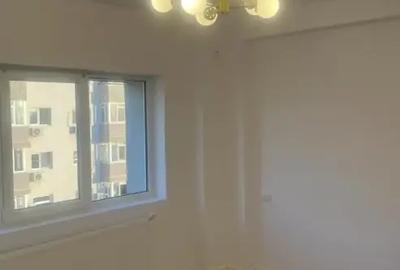 Apartament cu 3 camere decomandat în Drumul Taberei