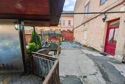 Casa cu 2 camere si terasa mare in centru pe strada Baritiu - 17