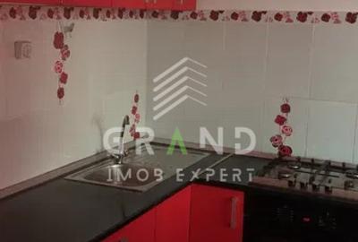 Apartament cu 2 camere semidecomandat, mobilat în Gheorgheni