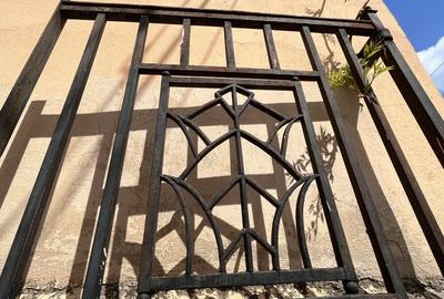 Villa with Art Deco Elements - 10