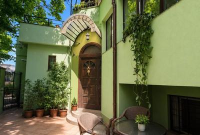 🏡 VILĂ DE VÂNZARE | Zona Centrală – Str. Decebal | D+P+E | Teren 200 mp | Ideal - 2