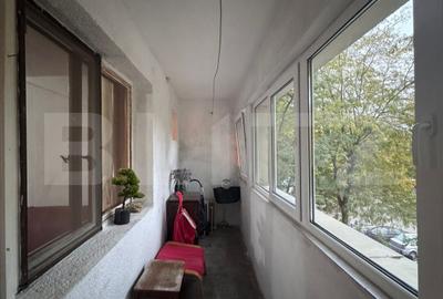 Apartament de 3 camere, 70 de mp, zona Alexandru Obregia - 2