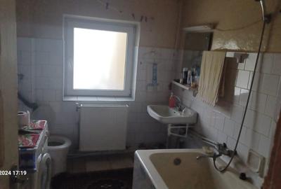 Urziceni Casa de vanzare cu garaj str.Regiei nr.13 teren 568 mp locuinta 109 mp - 8