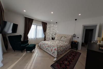 Casa de Lux 378 mp con.-teren 1250 mp-foisor-Valea Rusului - 1