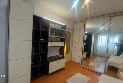 Panduri- garsoniera cocheta la cinci minute de metrou!! - 1