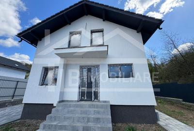 Casa cu 5 camere, 128mp, Zona Corunca - 2