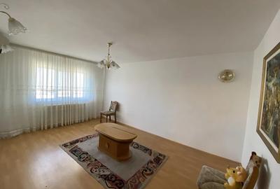 Apartament 3 camere  decomandat - CARTIER C5 - 4
