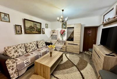 Apartament cu 3 camere semidecomandat în Central