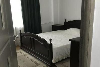 Apartament cu 2 camere decomandat, mobilat în Dacia