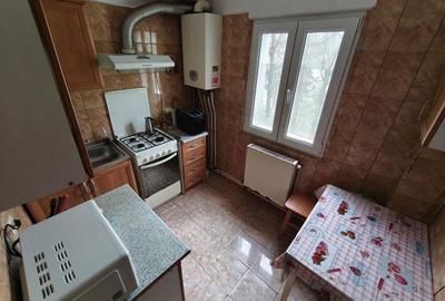Apartament 3 Camere Decomandat Frumoasa Etajul 2 - 2