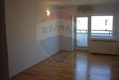 INCHIRIERE/Apartament spațios cu 4 camere – Bd. Unirii nr. 76 - 6