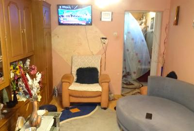 Vand apartament 2 camere decomandat in Deva, zona Micro 15, etaj 6, - 3