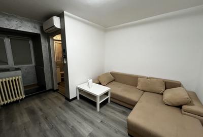 Garsonieră renovată 2025, parter, mobilată complet, zona Titan - 1