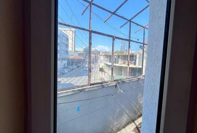 Apartament de vânzare, 2 camere, 72 mp, zona Piața Abator - 14