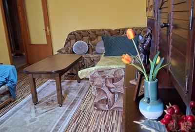 3 camere decomandate , centrala pe gaze, ,zona Dacia , pe SUD, pod  deasupra - 9