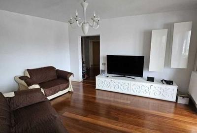 APARTAMENT 3 CAMERE ZONA VICTORIA