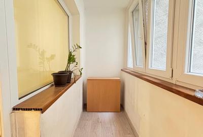 Garsoniera cu bucatarie separata - Zona Centrala - Bd. Unirii - 8