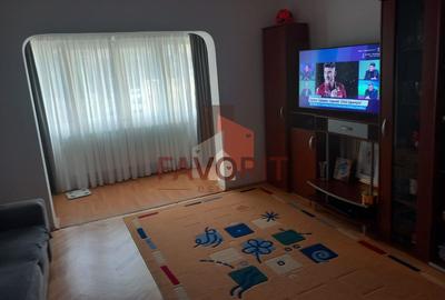3 camere | decomandat | centrala proprie | boxa | zona excelenta | 2 bai | - 2