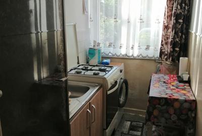Apartament la parter cu balcon pretabil locuit/birou - 3