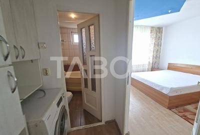 Apartament cu 3 camere si balcon de inchiriat in zona Mihai Viteazul - 4