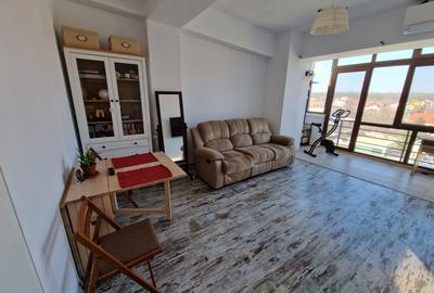 Apartament cu 2 camere decomandat în Sisești