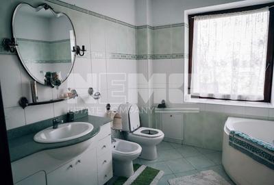 Vila de Vanzare | Rădăuți, Suceava | Pret:  350.000€ - 7