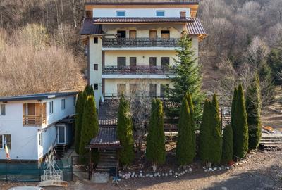 Pensiune în renovare + Casă lemn, priveliște superbă, 0% Comision - 1