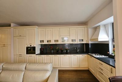 Apartament cu 2 camere semidecomandat, mobilat în Pipera