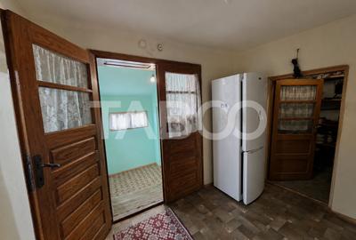 Casa individuala de vanzare Str Cimitirului nr 16 Selimbar- 250 teren - 2