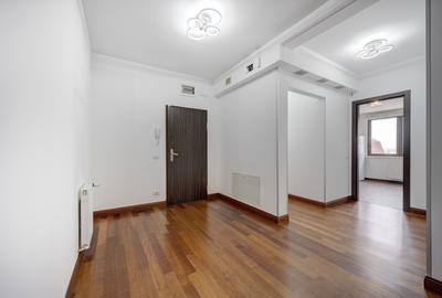 Soseaua Sisesti -  6 camere, 242 mp –2 parcari--Comision 0% - 13