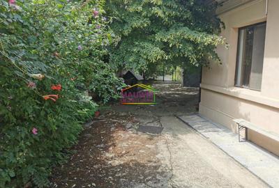 Cel mai ieftin teren central!!! -  in zona Calea 13 Septembrie – - 12
