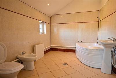 FILM & 3D! Casa adaptabila, 250 mp teren, loc parcare, Central, Brasov - 21