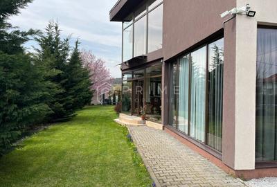Vilă cu design și dotări deosebite de vânzare - 2