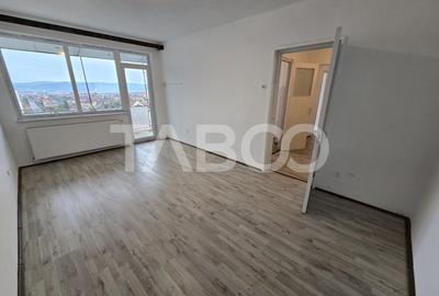 Apartament decomandat de vanzare cu 3 camere balcon zona Mihai Viteazu - 1
