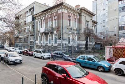 Vila interbelica,  Art Deco, teren 521mp, AC. 15 apartamente, 1200 mp