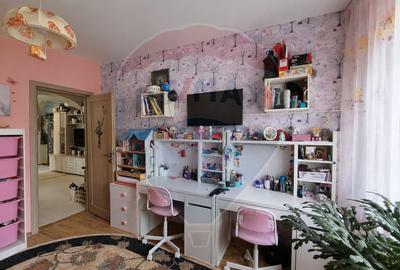 Apartament cu 3 camere de vânzare, parcare– Șesul de Sus, Florești - 8