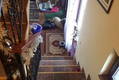 CASA DE VANZARE ZONA BRADU PITESTI - 12