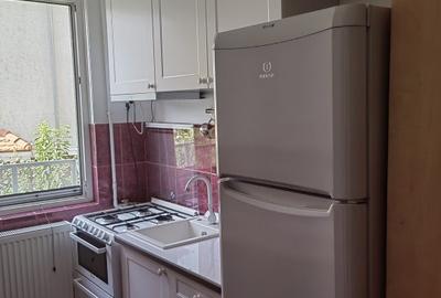 Proprietar închiriez garsonieră Hala Traian Sector 2 - 4