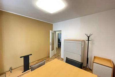 Cazino - Hotel Palace, spatiu ideal birouri, 90 mp., 5 camere. - 16