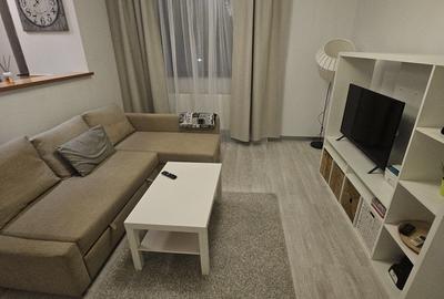 Apartament cu 2 camere semidecomandat în Berceni
