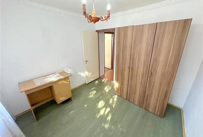 Apartament 3 camere semidecomandat, zona Narcisa - 6
